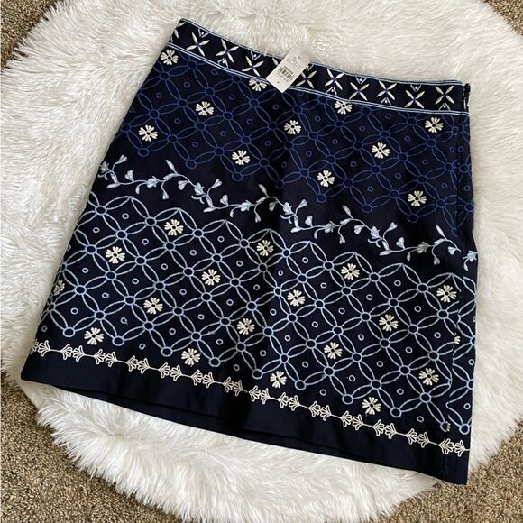 Loft Skirt Floral Embroidered Lined Blue Side Zip Short Career Wear NEW Size 6 - Picture 1 of 11